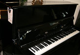 Heintzman U126C   Also avilable as a Hybrid with digital functions, headphone, slient play etc.  2022